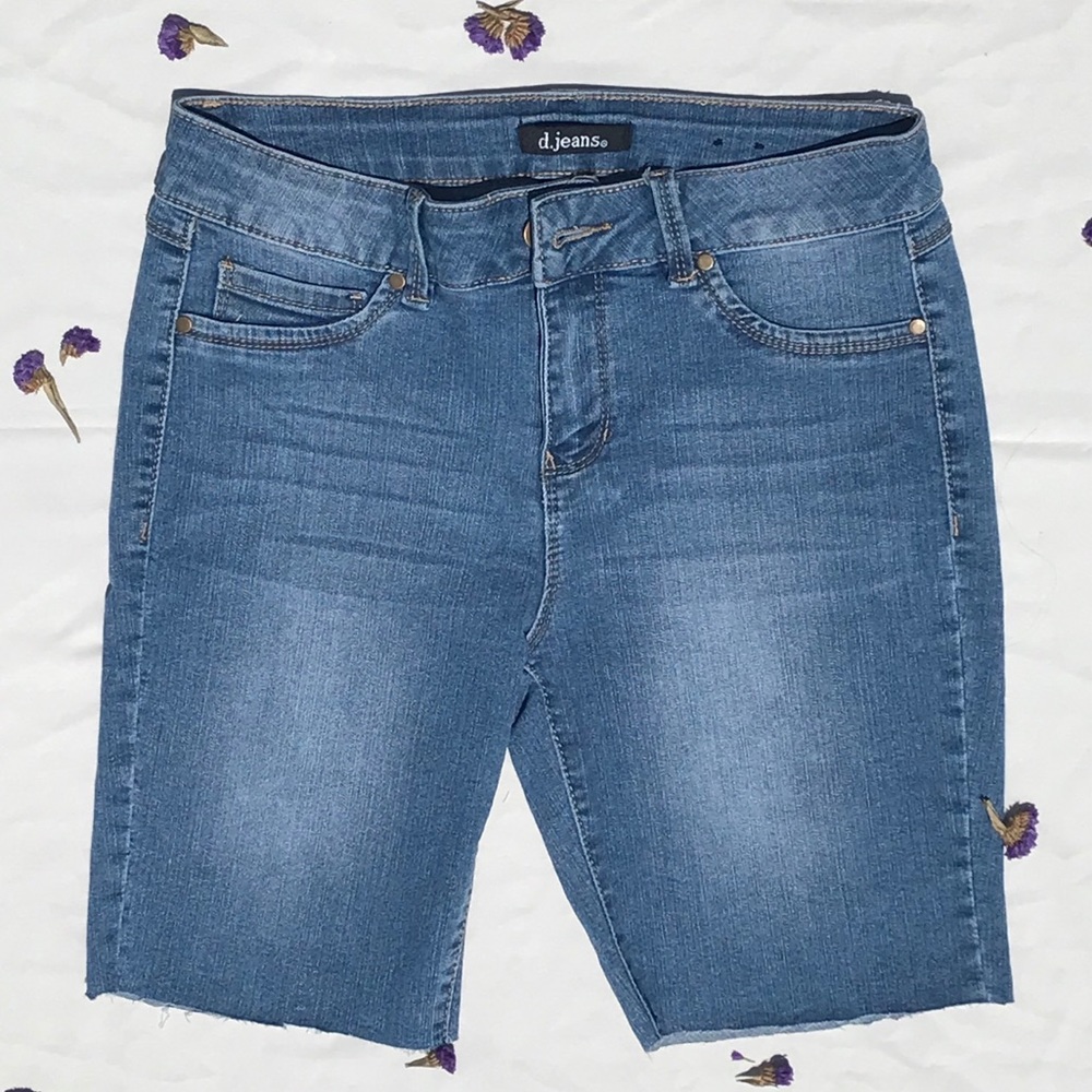 D.jeans light wash bermuda cutoffs